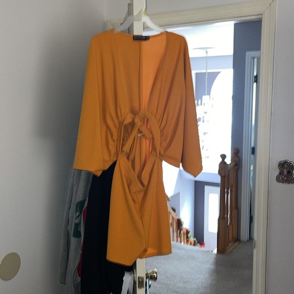 Romper - Picture 2 of 4